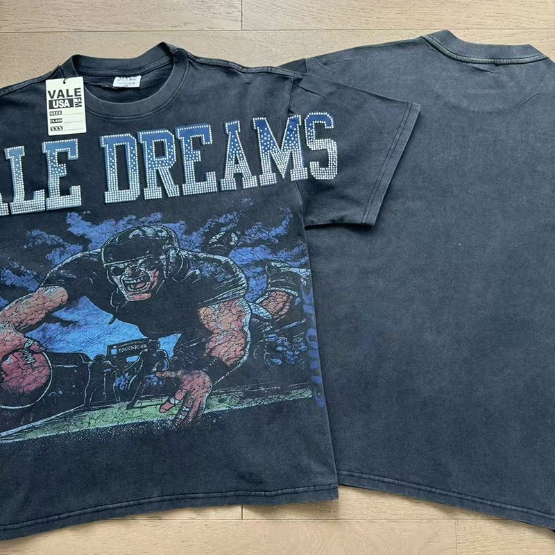 VALE USA Dreams Football Graphic T-Shirt ¡ª context