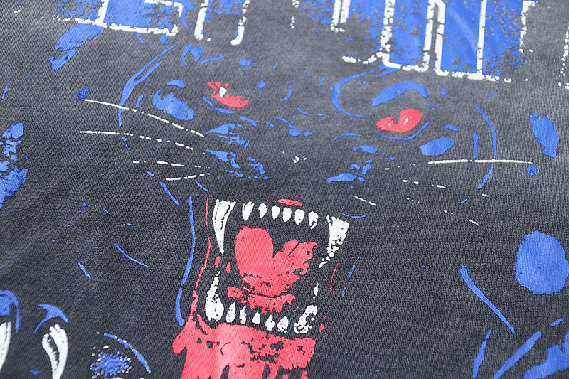 VALE USA Panther & Skull Washed Black Graphic T-Shirt ¡ª detail