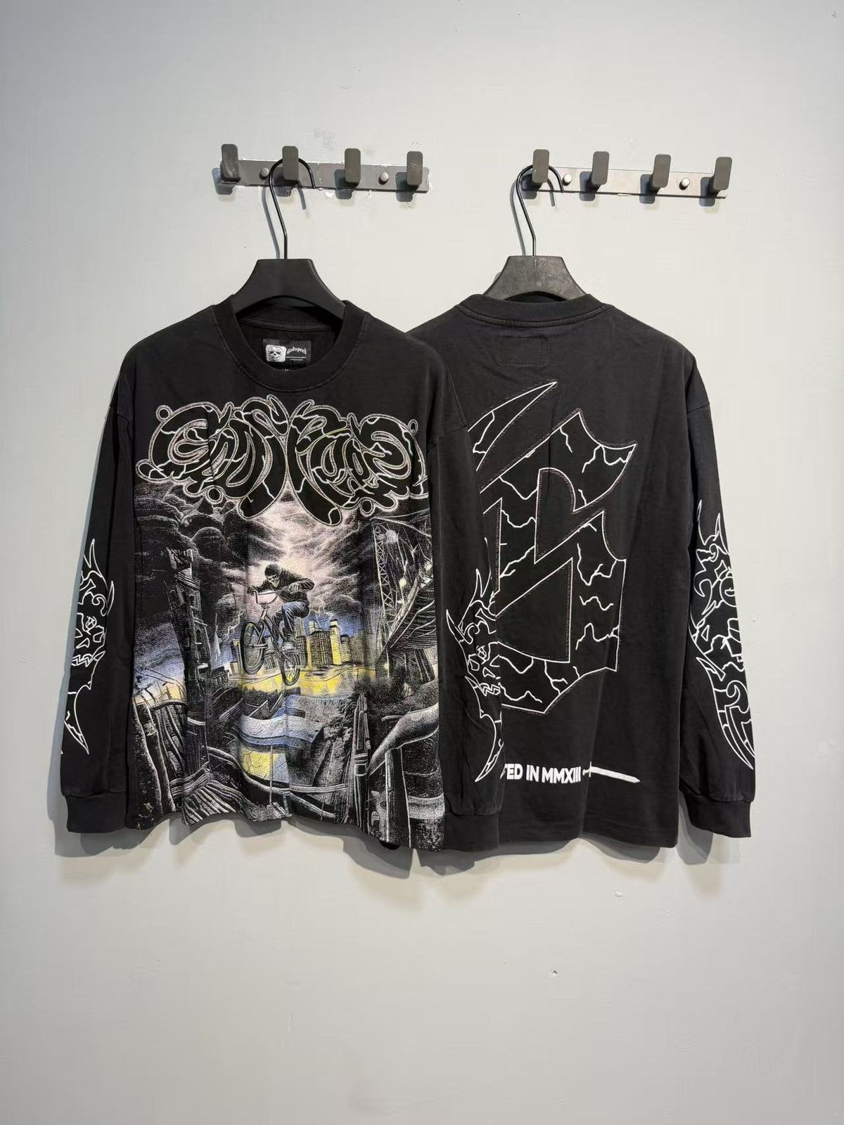 Godspeed Washed Black Rock Graphic Long-Sleeve T-Shirt ¡ª context
