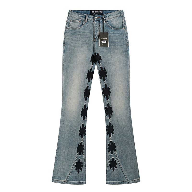 LOSTSHDWS Light Blue Flower Applique Flared Jeans ¡ª hero