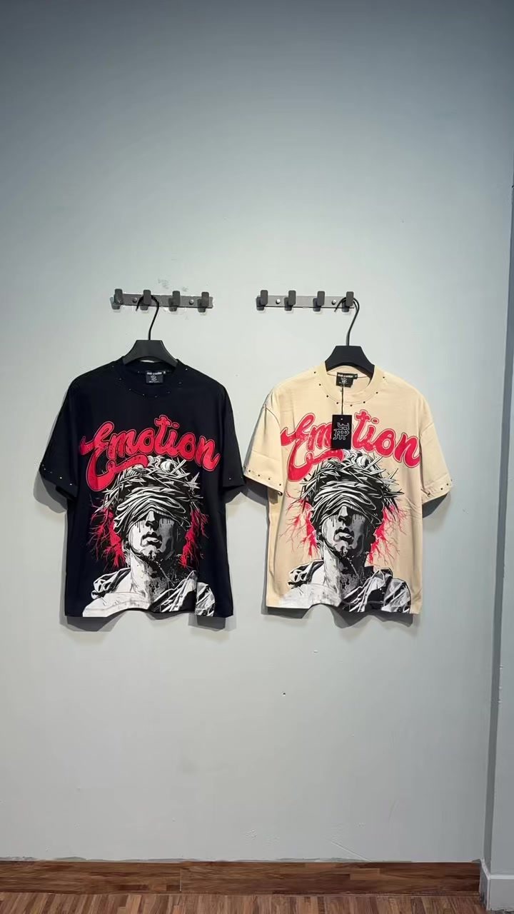 MIXED EMOTION Statue Graphic Short-Sleeve T-Shirt ¡ª context