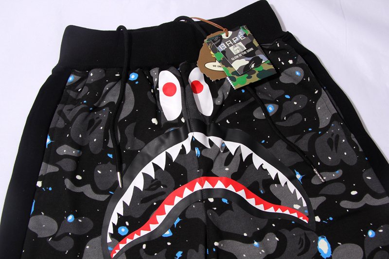 BAPE Shark Camo Graphic Shorts ¡ª detail