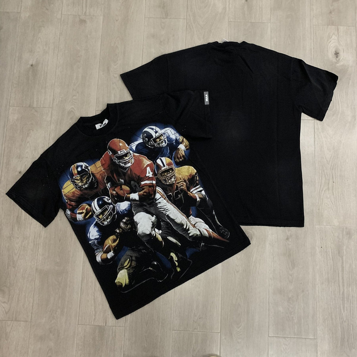 DUAA Football Graphic Short-Sleeve T-Shirt ¡ª context