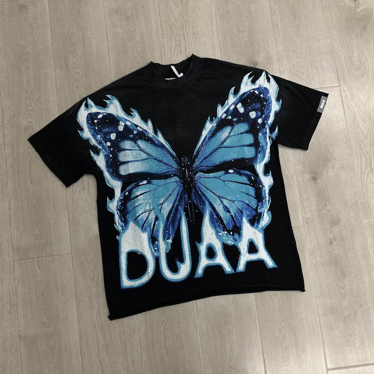 DUAA Butterfly Graphic Short-Sleeve T-Shirt ¡ª front