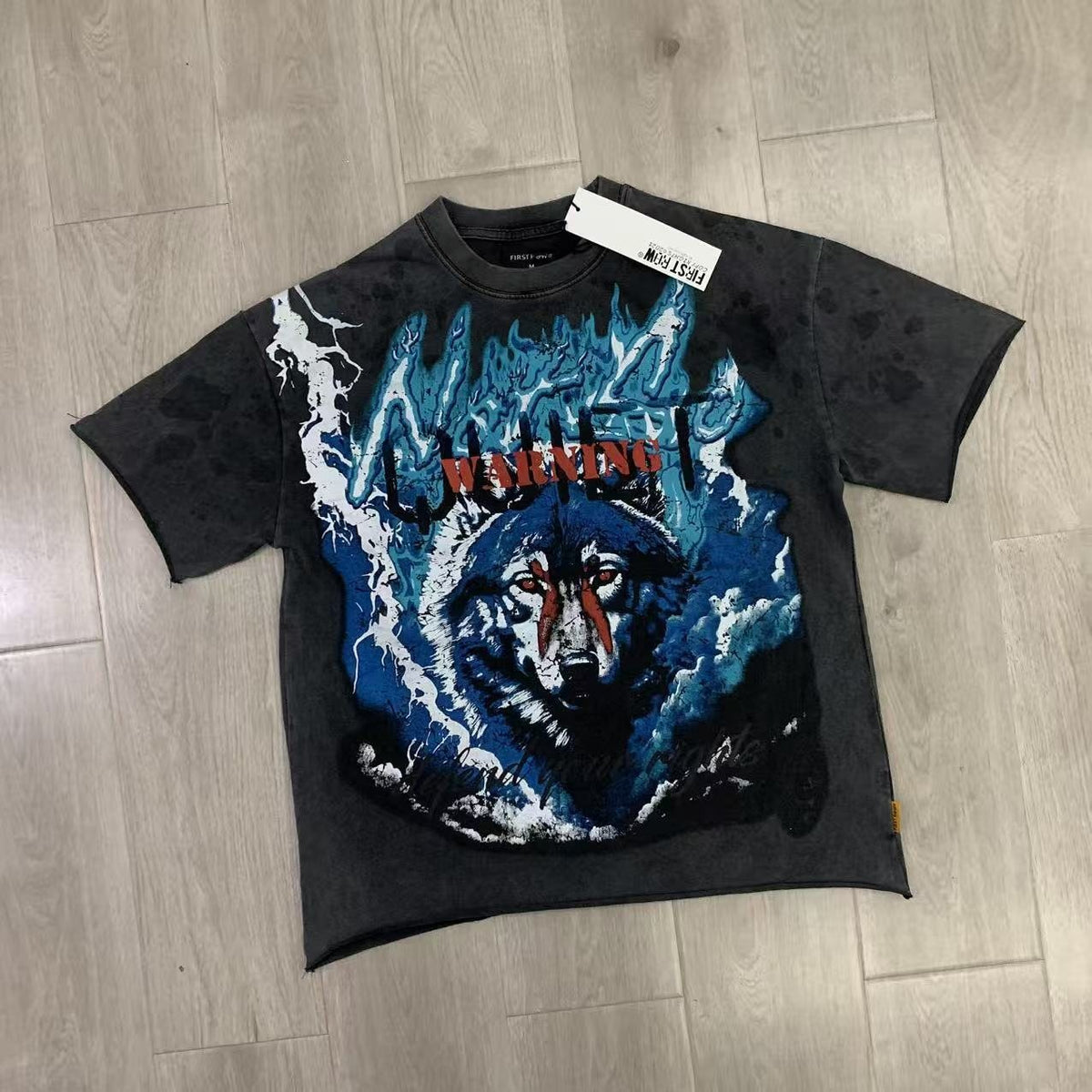 FIRST ROW Warning Not So Quiet Wolf Cropped T-Shirt ¡ª front