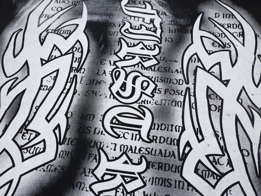 FIRST ROW Y2K Tribal Crop T-Shirt ¡ª detail