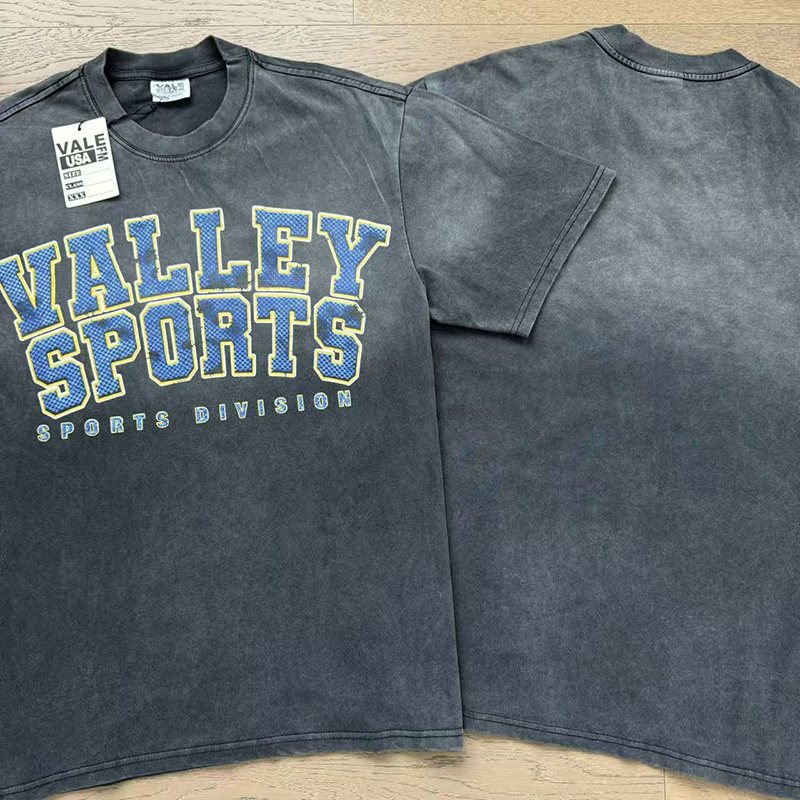 VALE USA Sports Division Graphic T-Shirt - Charcoal ¡ª context