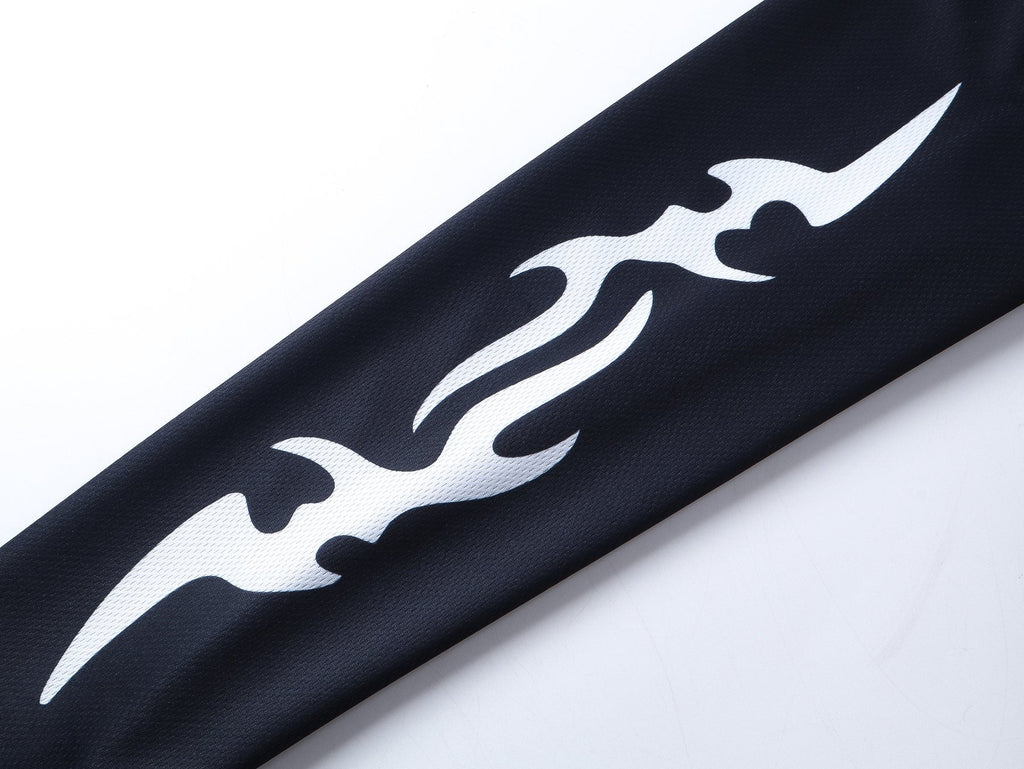 MIXED EMOTION V-Neck Jersey-Style Long-Sleeve T-Shirt ¡ª detail