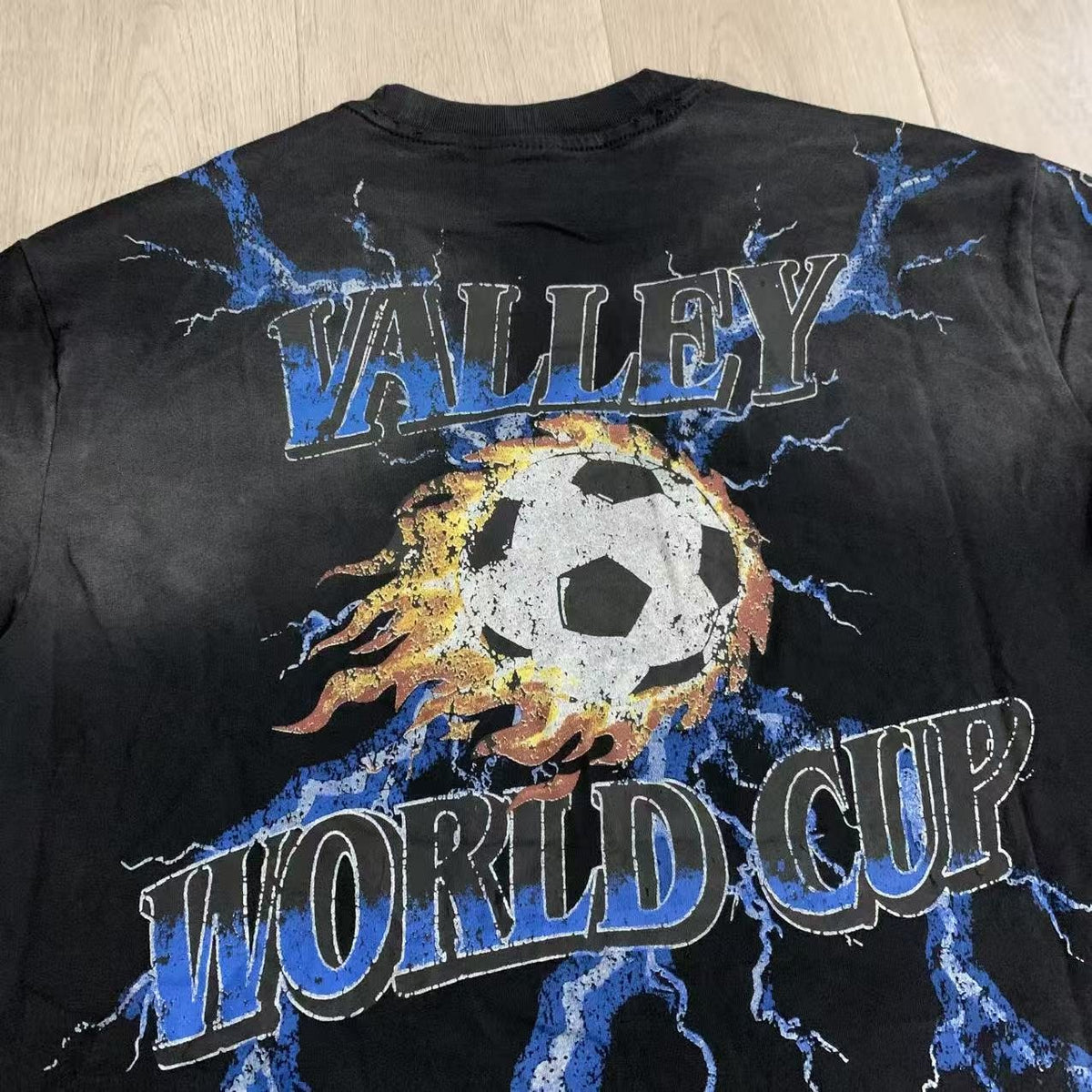 VALE USA World Cup Tiger Soccer Graphic T-Shirt ¡ª detail