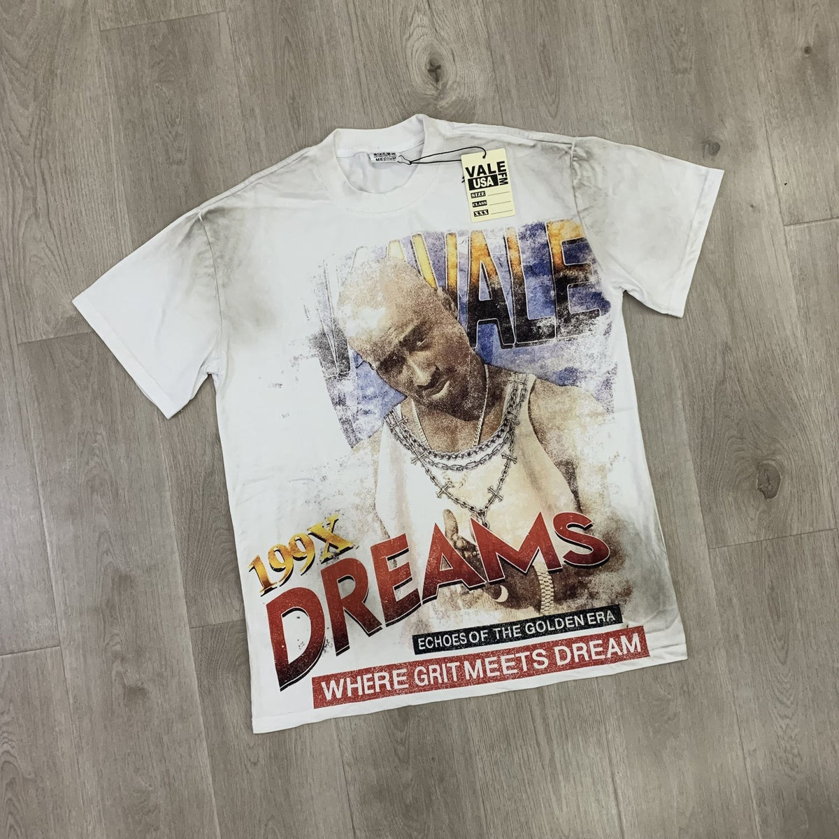 VALE USA 199X Dreams Portrait Graphic T-Shirt ¡ª context