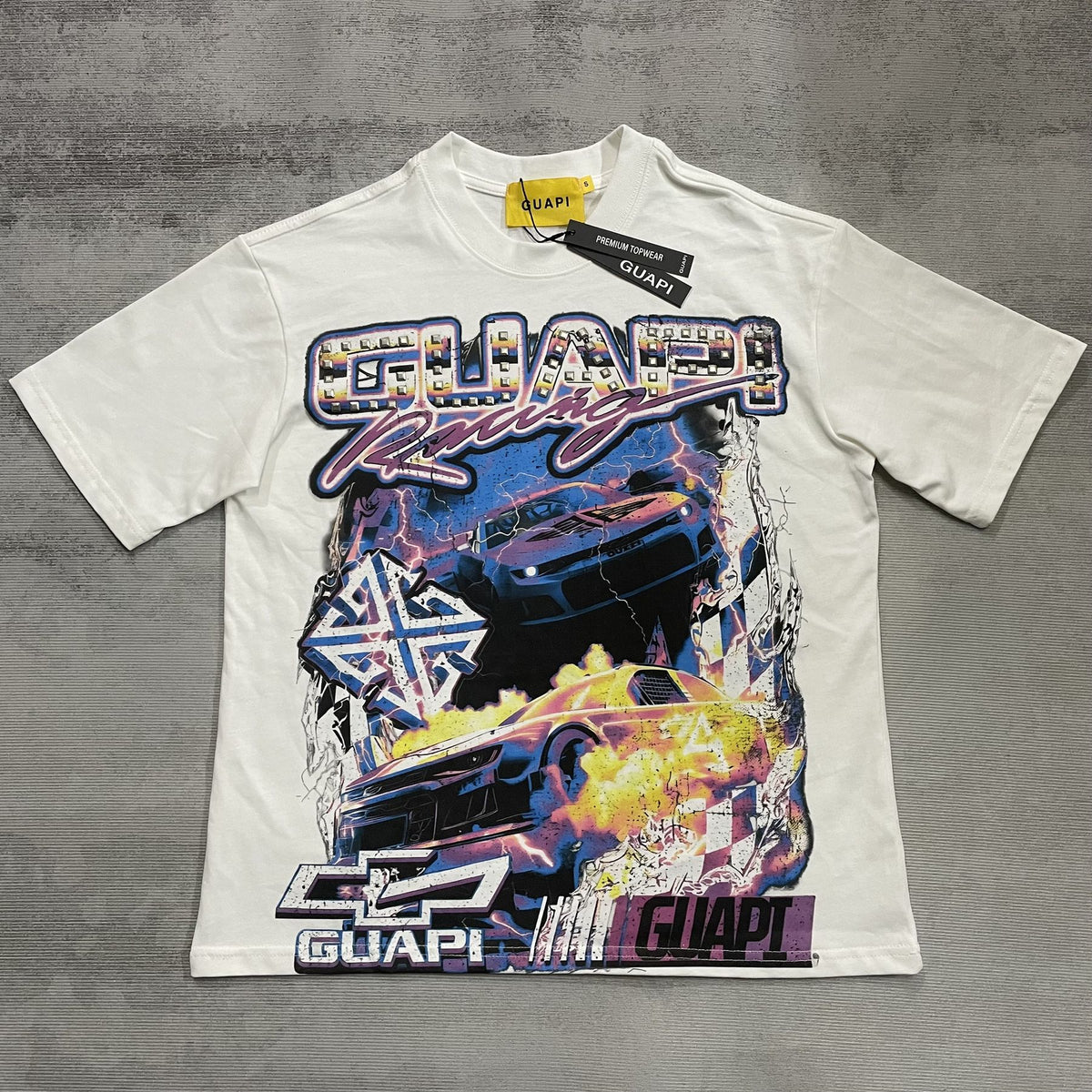 GUAPI Racing Car Graphic T-Shirt ¡ª front