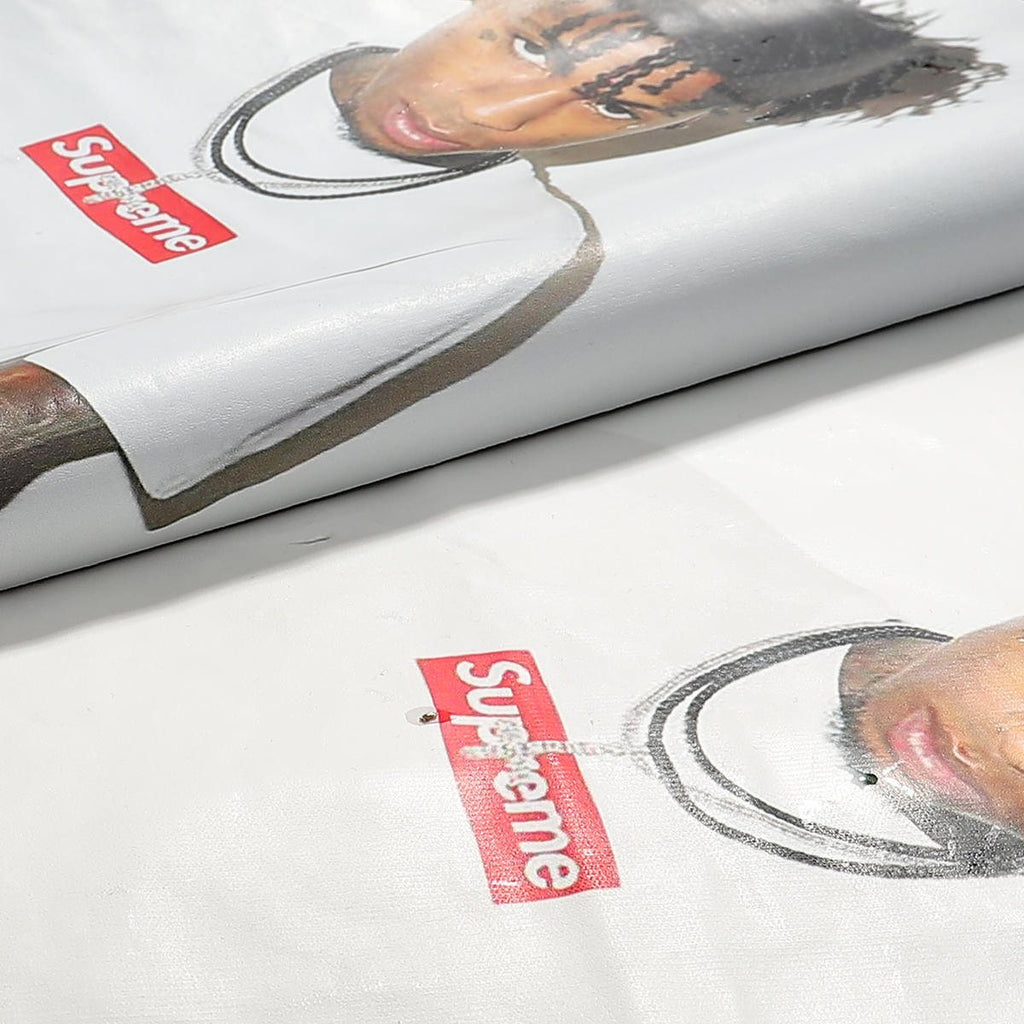 Supreme Rapper Portrait Graphic Short-Sleeve T-Shirt ¡ª fabric_closeup