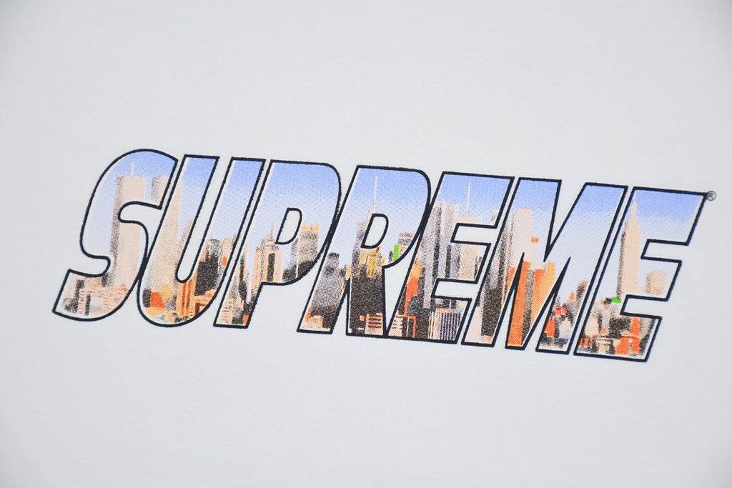 Supreme Gotham Skyline Graphic T-Shirt ¡ª fabric_closeup
