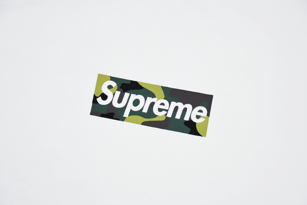 Supreme Camo Box Logo Short-Sleeve T-Shirt ¡ª detail
