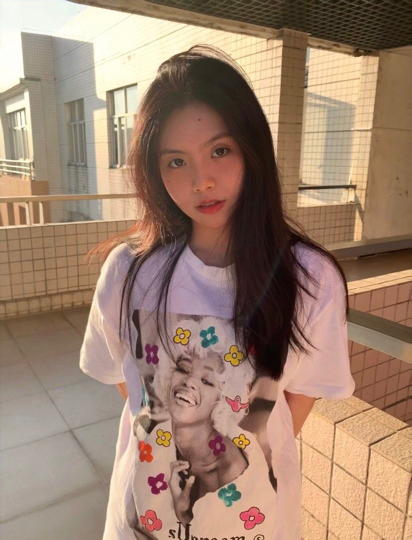 Supreme Naomi Portrait Floral Graphic T-Shirt ¡ª context