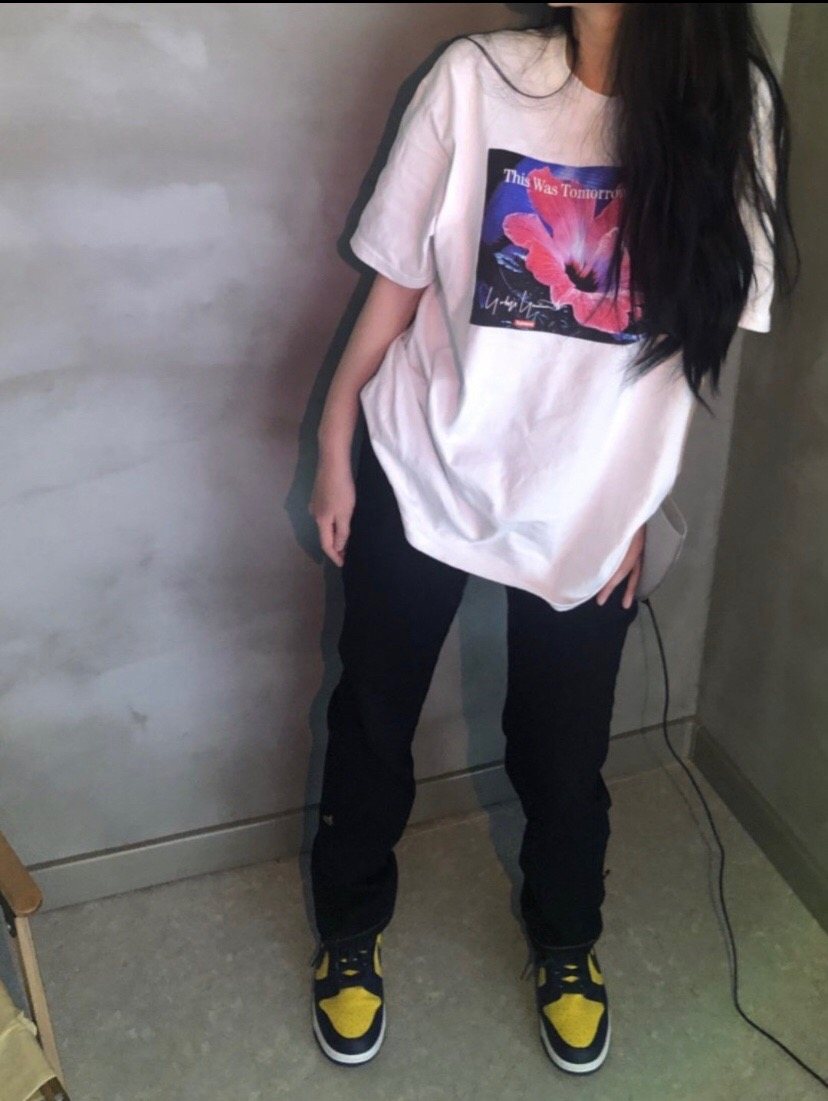 Supreme Hibiscus Graphic Short-Sleeve T-Shirt ¡ª context