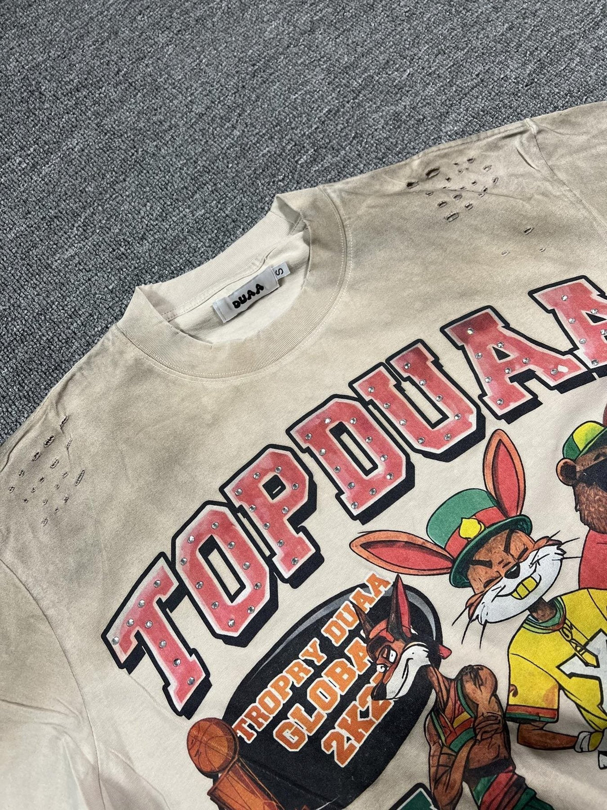 DUAA New Age Basketball Graphic T-Shirt ¡ª detail