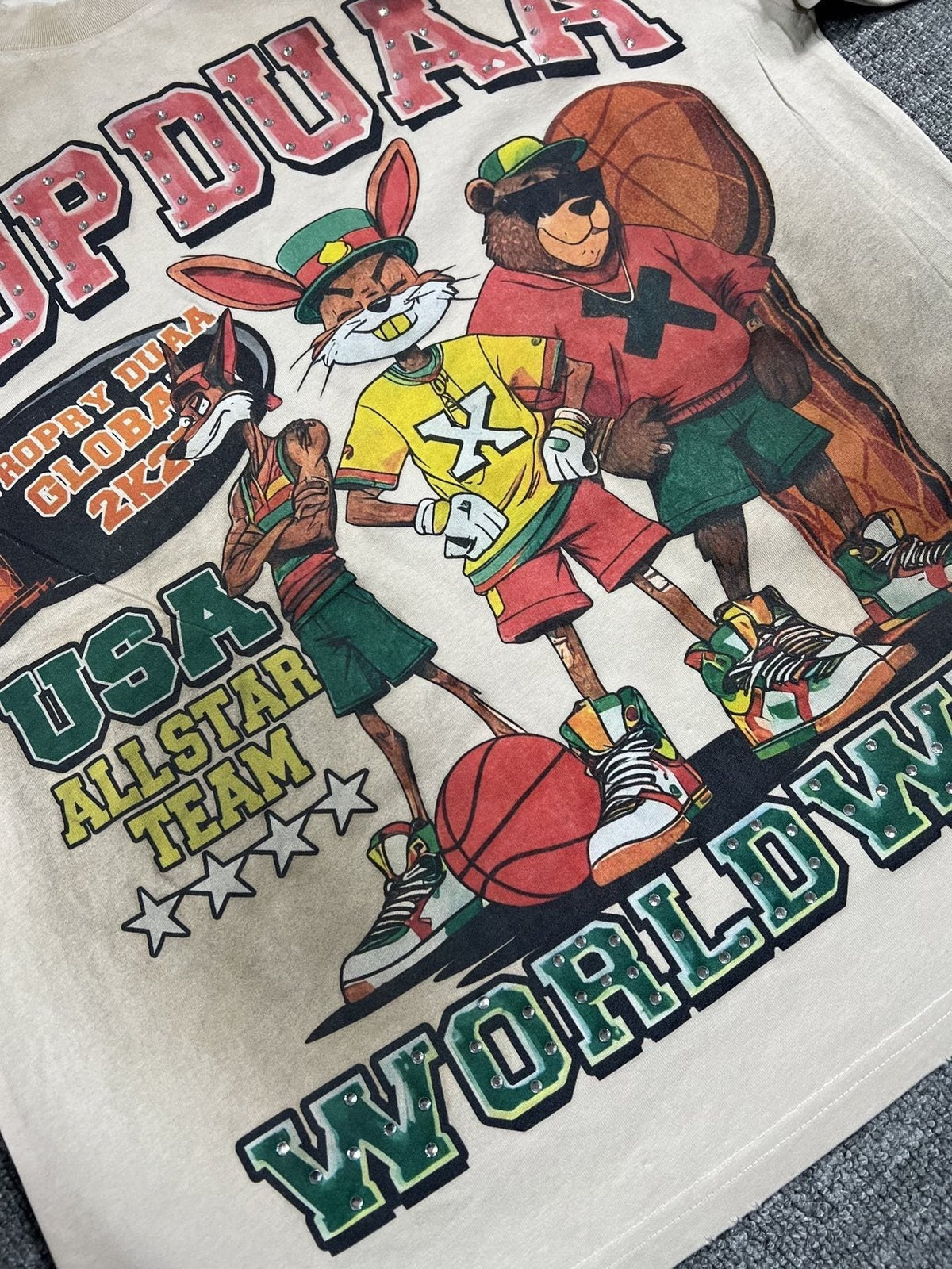 DUAA New Age Basketball Graphic T-Shirt ¡ª detail