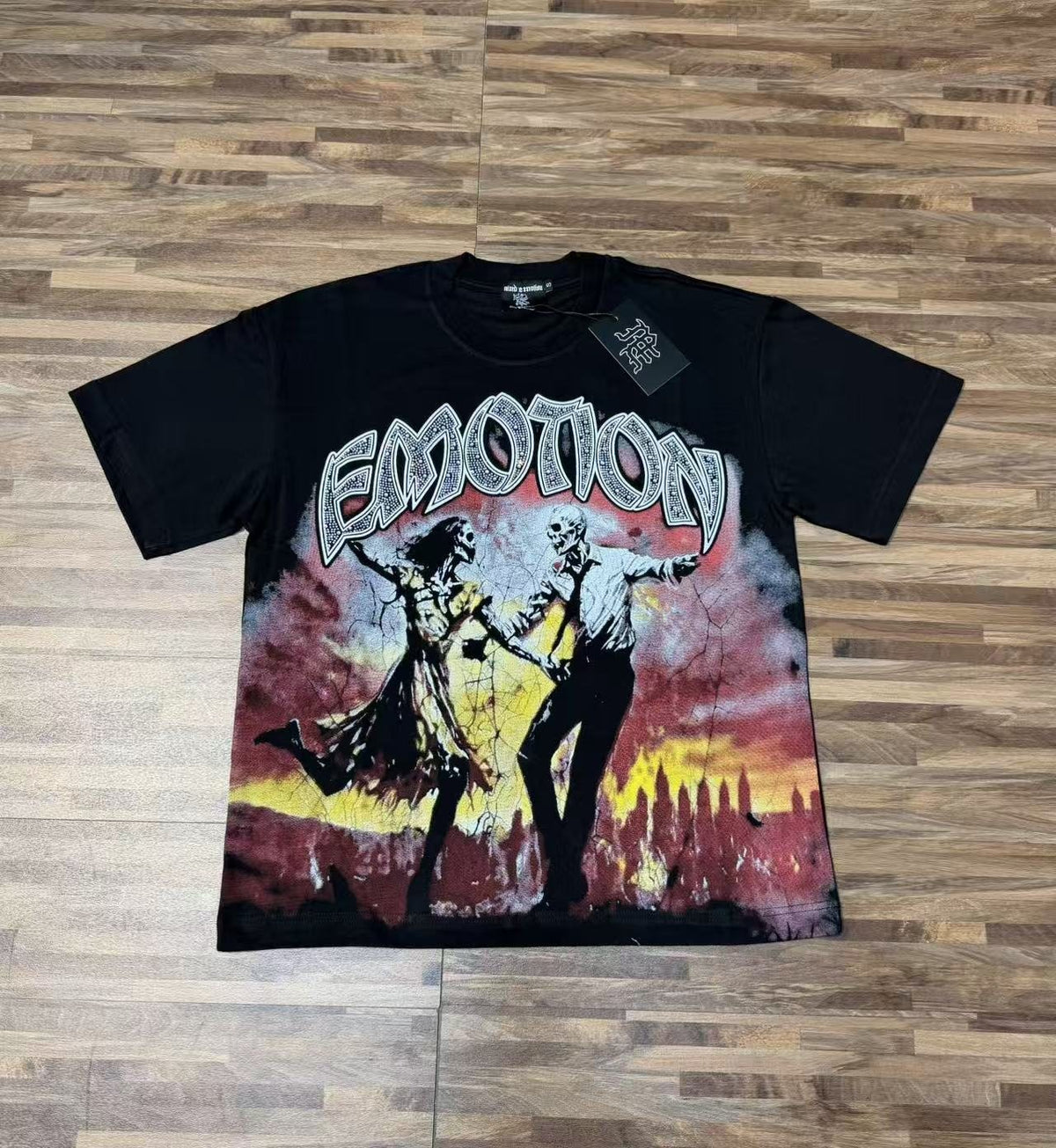 MIXED EMOTION Skeleton Graphic T-Shirt ¡ª front