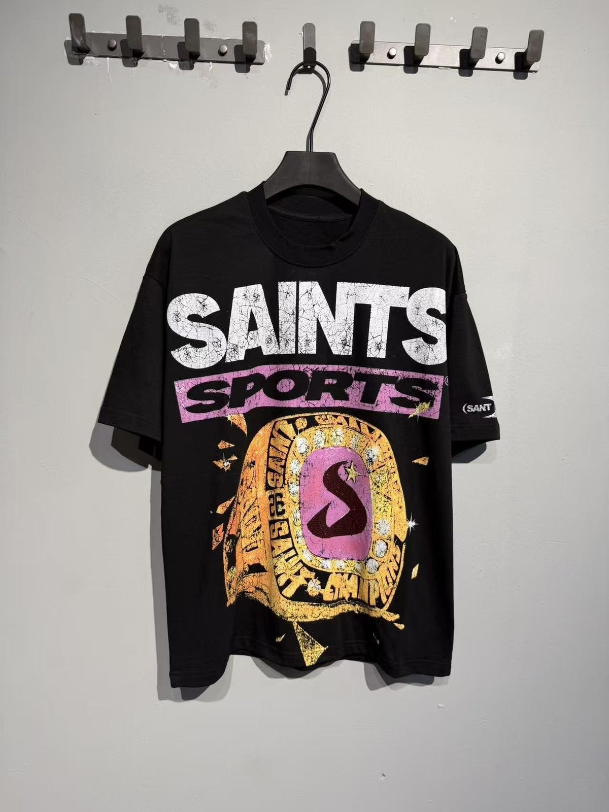 SAINT Sports Crest Graphic Short-Sleeve T-Shirt ¡ª front