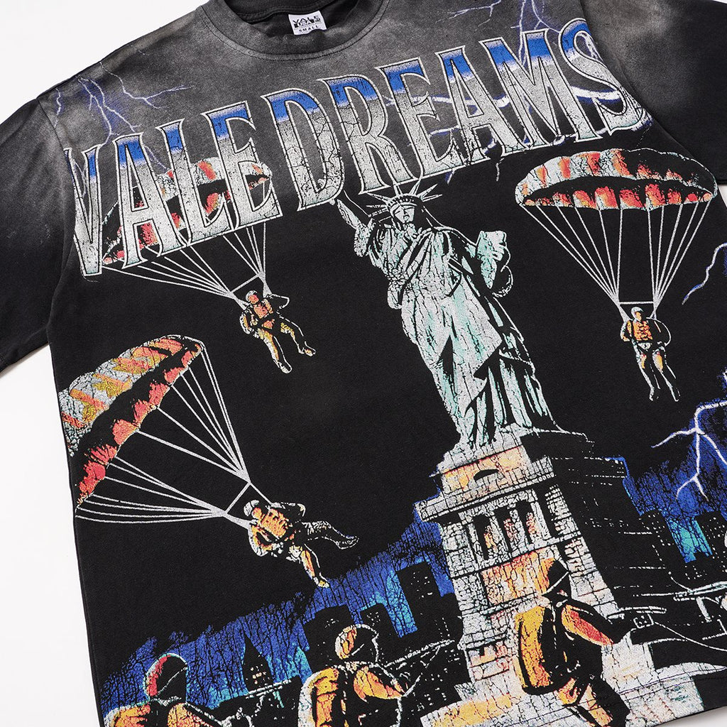 VALLEY Statue of Liberty Parachute Graphic T-Shirt ¡ª detail