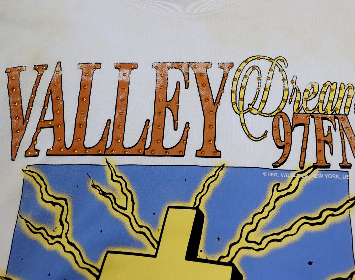 VALE USA Dreams Graphic Short-Sleeve T-Shirt - Cream ¡ª detail