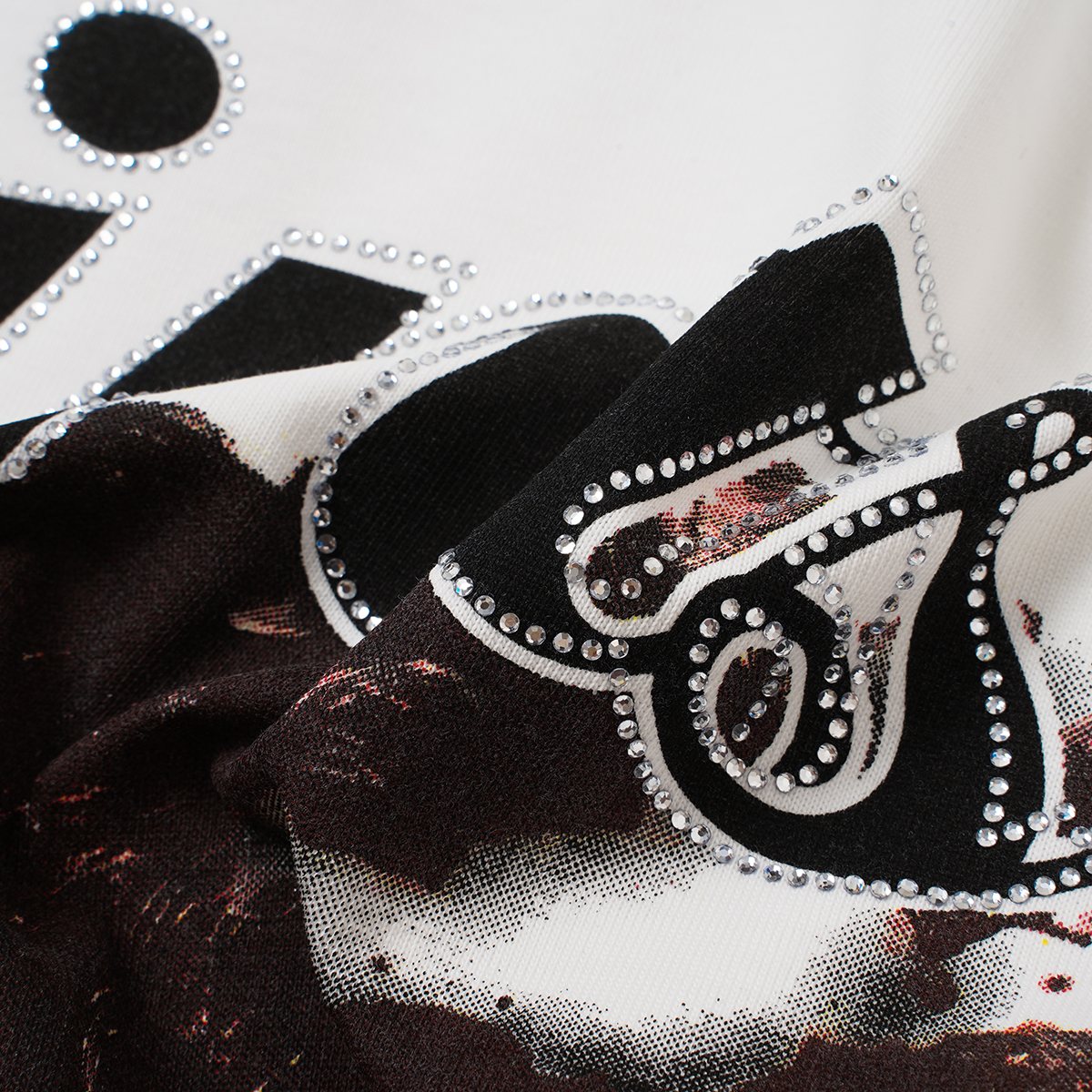 SAINT Glowing Street Queen Graphic T-Shirt ¡ª detail