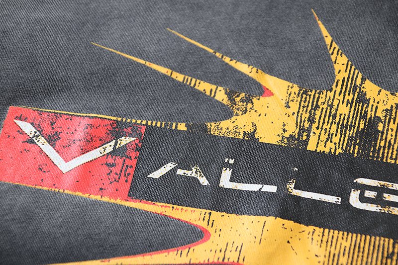 VALE USA Washed Charcoal Sport Crest Graphic T-Shirt ¡ª detail