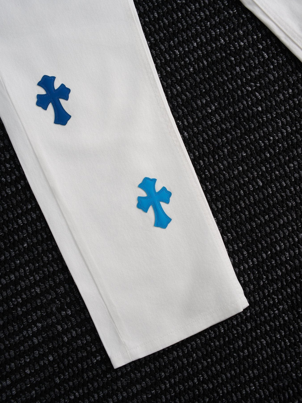 Chrome Hearts White Cross Patch Jeans ¡ª detail