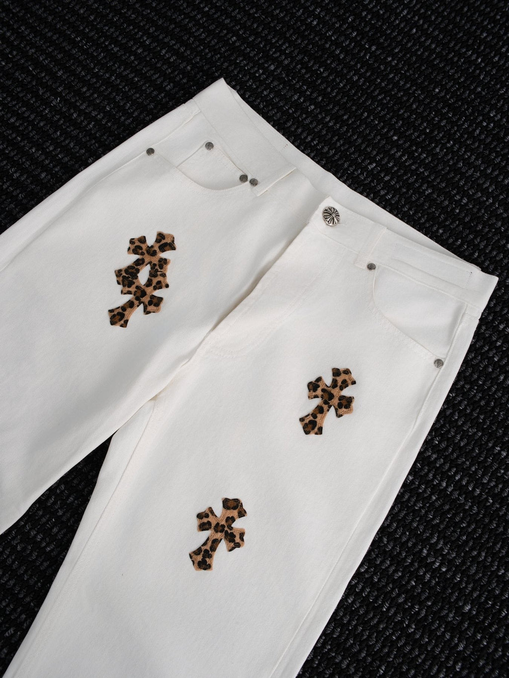Chrome Hearts Leopard Cross Patch White Jeans ¡ª detail