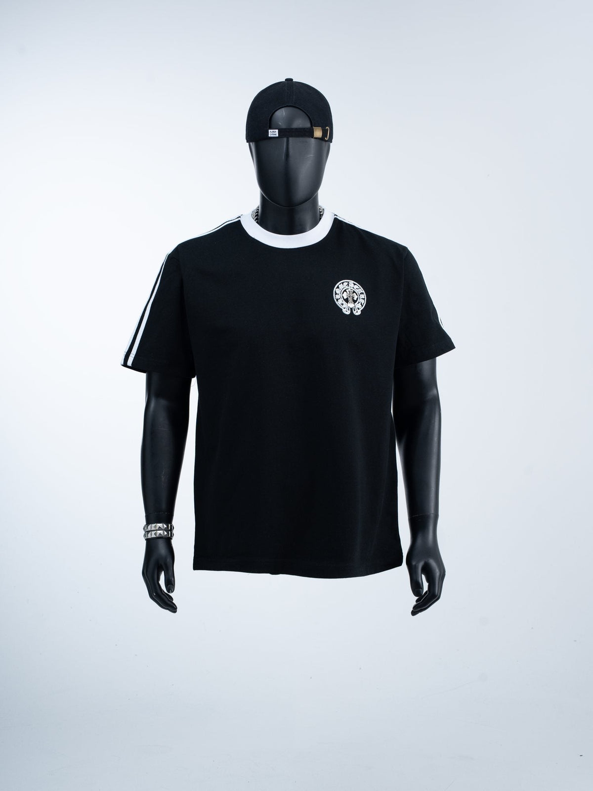 Chrome Hearts Horseshoe Cross Graphic T-Shirt ¡ª hero
