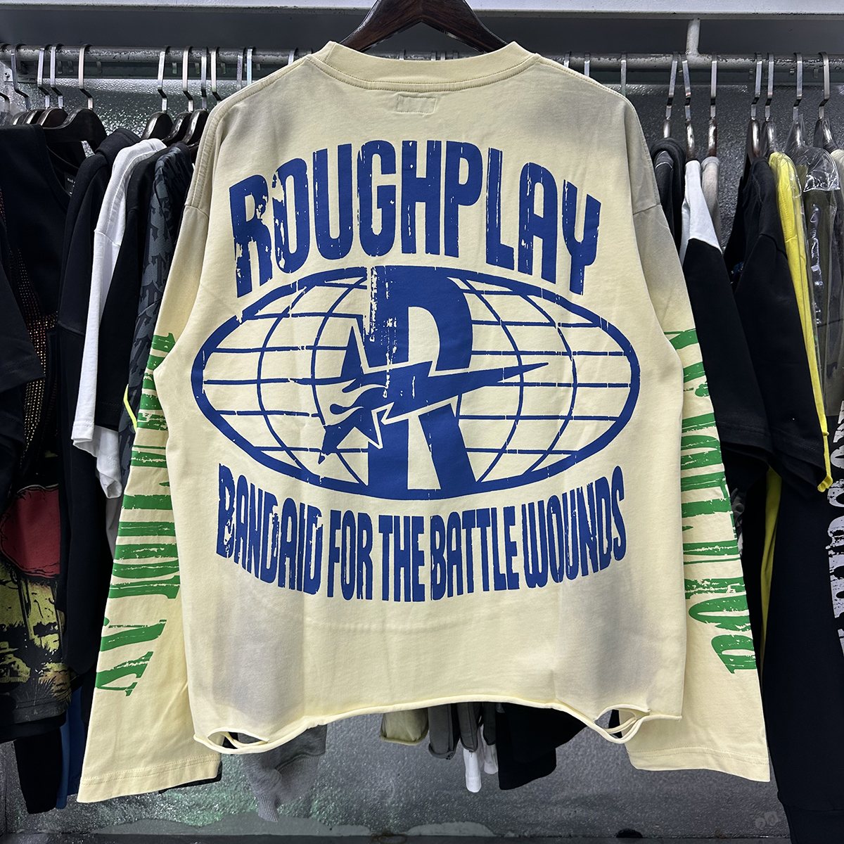 Rough Play SoulBoy Rhinestone Graphic Long-Sleeve T-Shirt ¡ª context