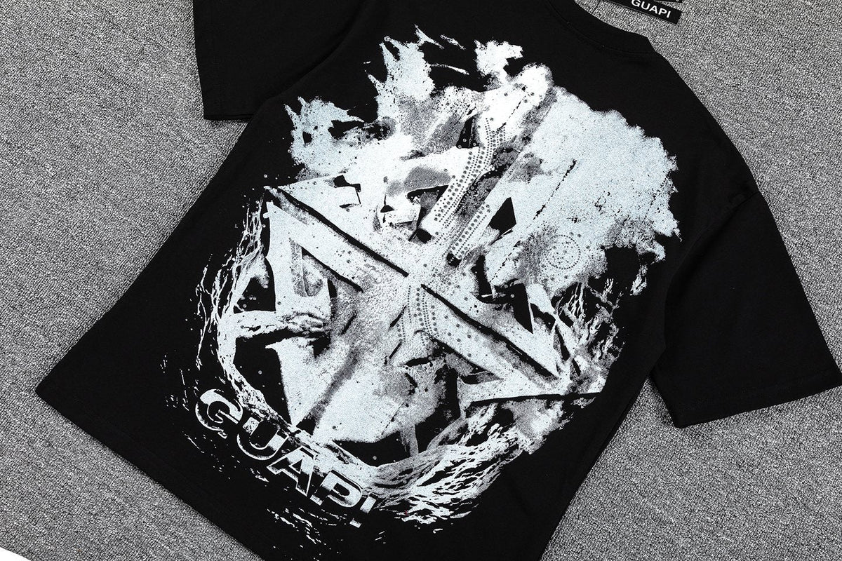 GUAPI Distressed Graphic T-Shirt ¡ª detail