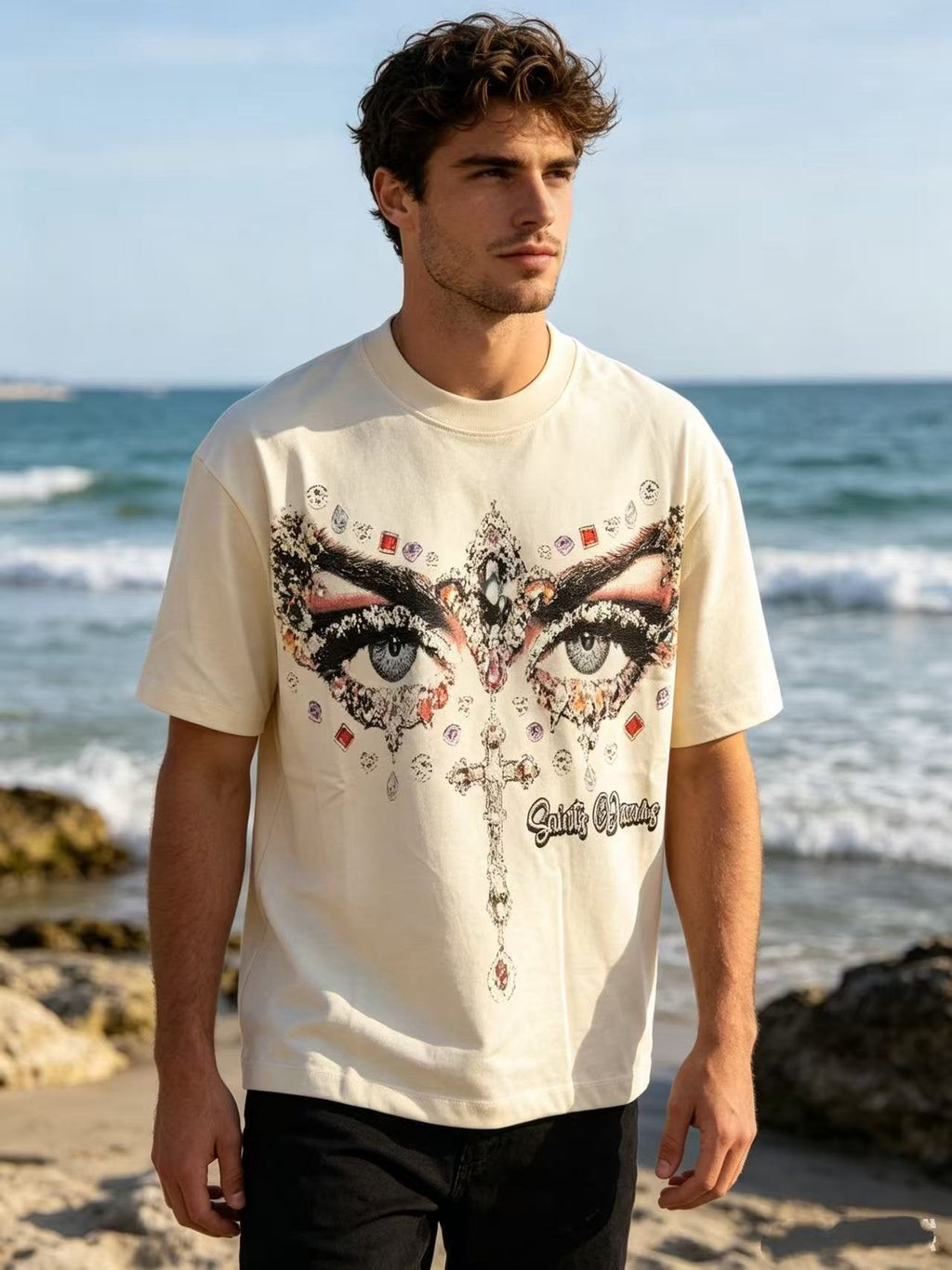 SAINT Eye Jewel Graphic T-Shirt ¡ª model