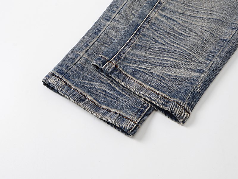 VALABASAS Washed Distressed Blue Jeans ¡ª detail