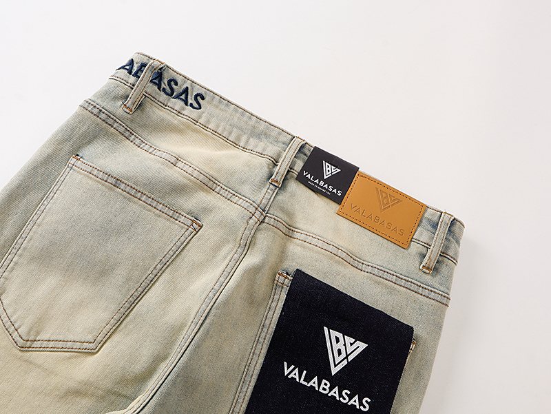VALABASAS Light Blue Flare Jeans ¡ª detail
