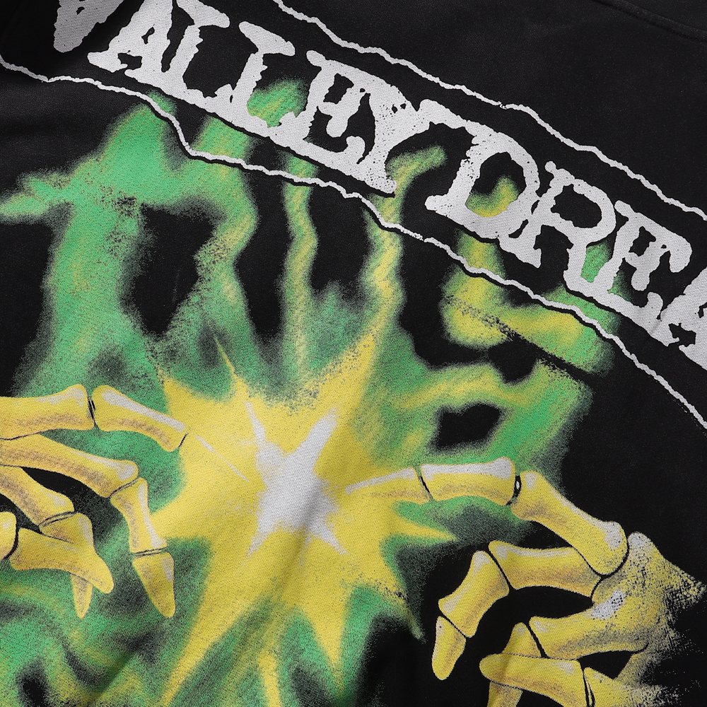 VALE USA Gravedigger Skull Graphic Zip Hoodie ¡ª detail