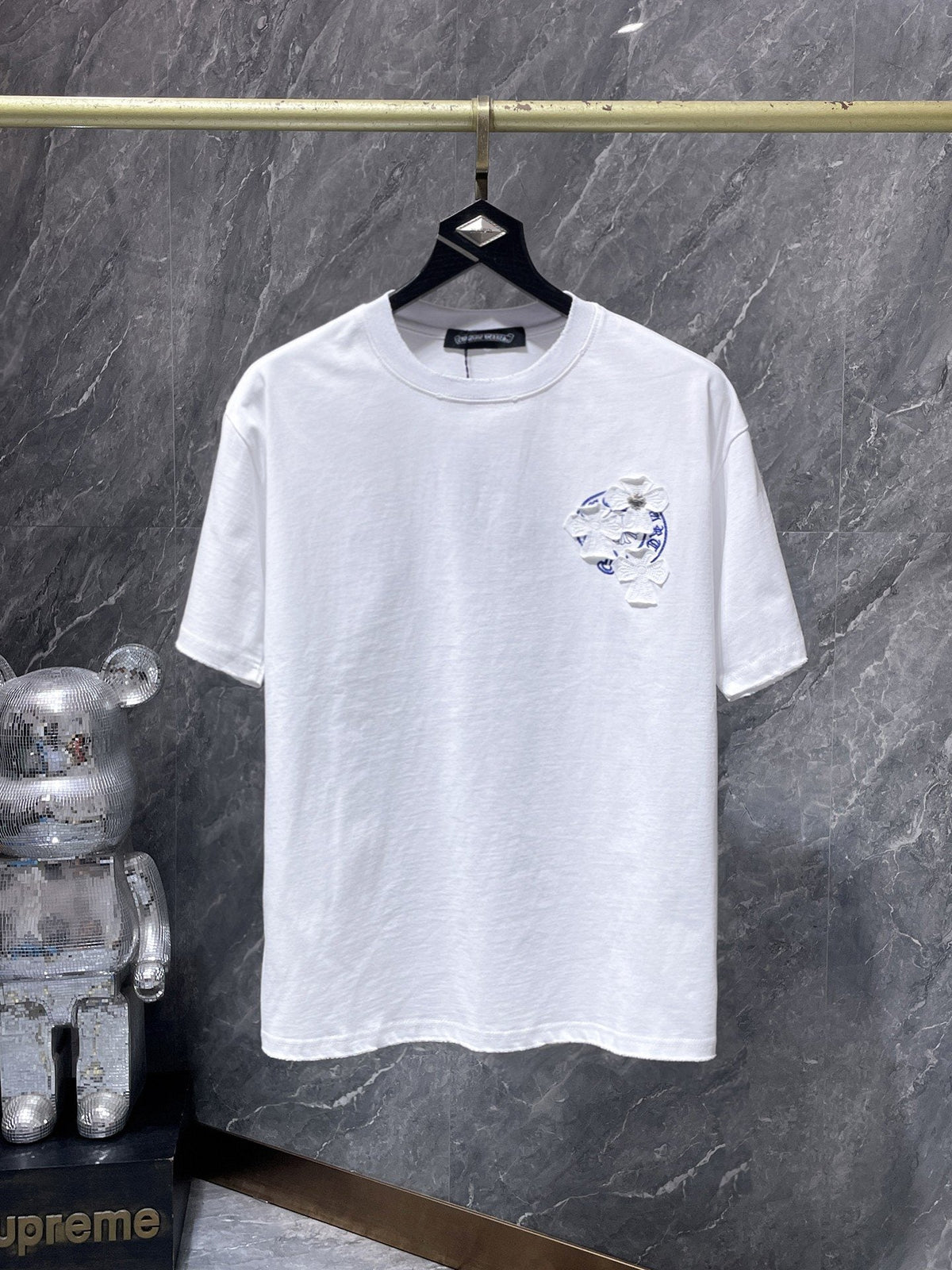 Chrome Hearts Cross Appliqu¨¦ Graphic T-Shirt ¡ª hero