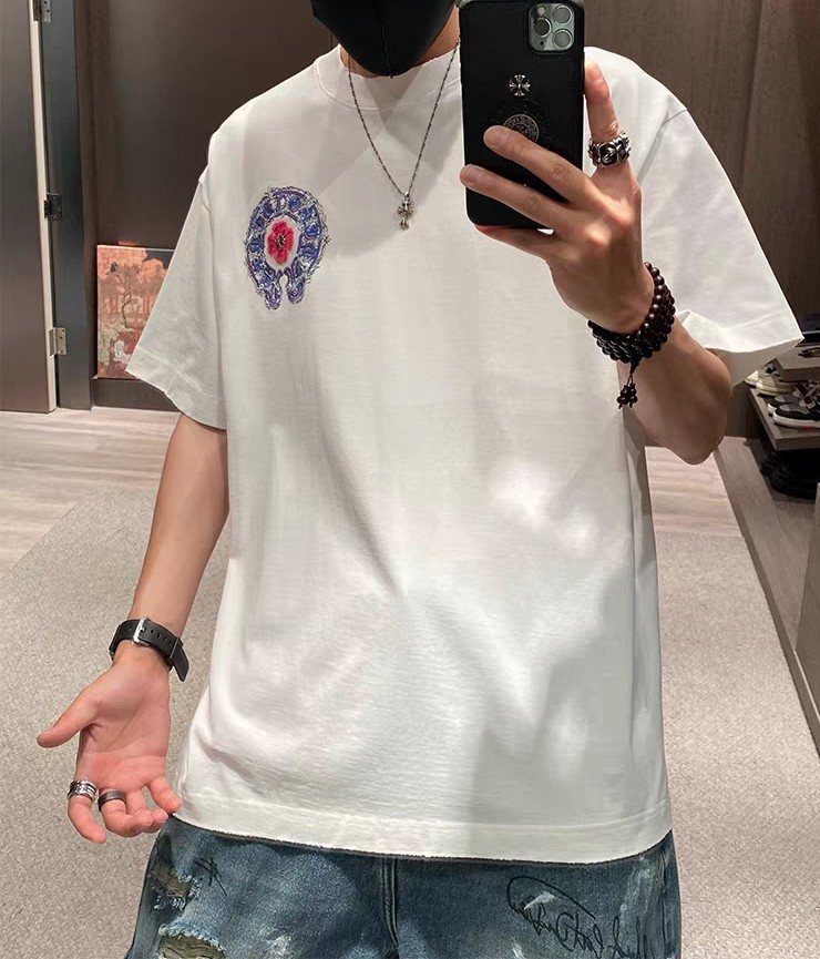 Chrome Hearts Horseshoe Cross Embroidered T-Shirt ¡ª context