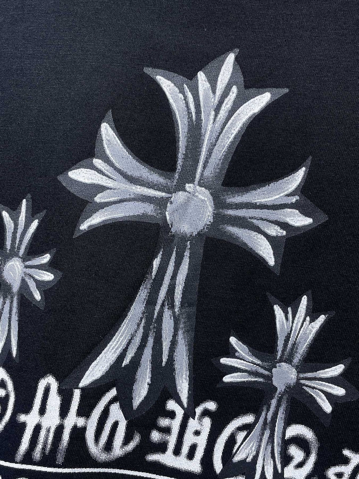 Chrome Hearts Floral Cross USA Graphic T-Shirt ¡ª fabric_closeup