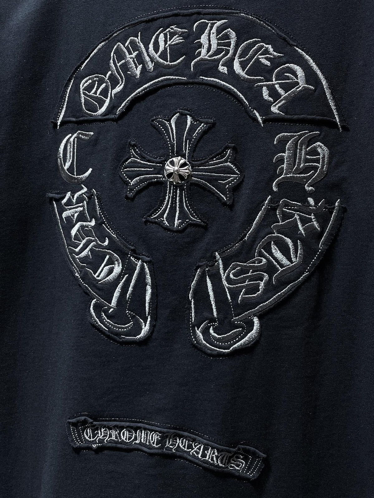 Chrome Hearts Cross & Horseshoe Embroidered Short-Sleeve T-Shirt ¡ª detail