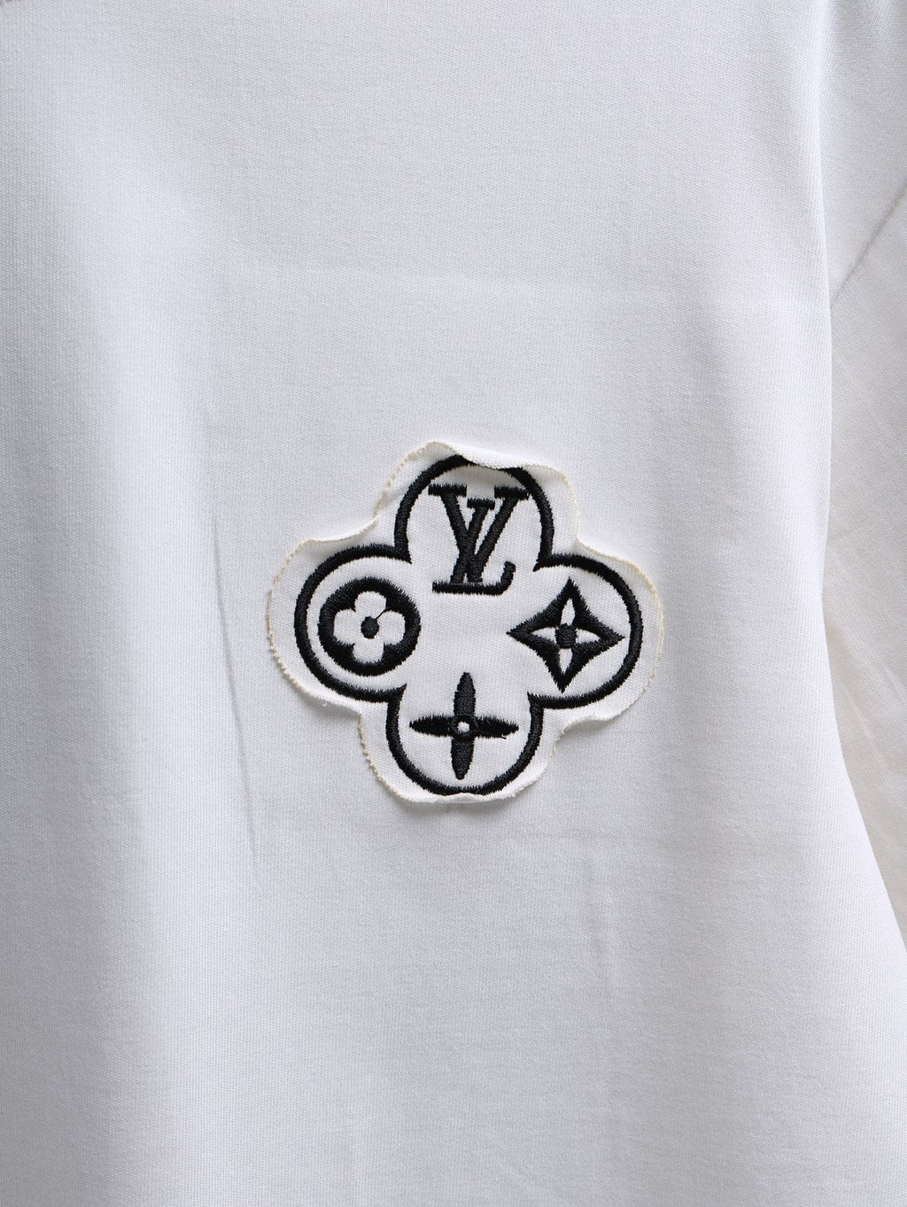 Louis Vuitton*LV Clover Patch Back Graphic T-Shirt ¡ª detail